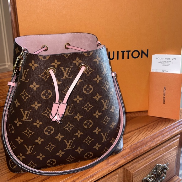 Louis Vuitton Handbags - ❌ SOLD: PERFECT CONDITION Louis Vuittton Neonoe Rose Poudré Pink